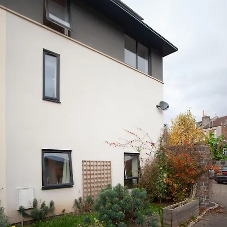 Special 3 Bedroom Townhouse With Parking In Holiday home *